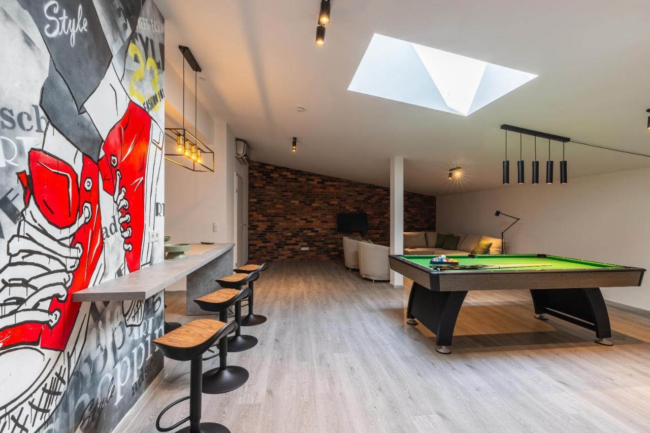 Open Space With Free Parking - Leopoldstadt Wina Bagian luar foto